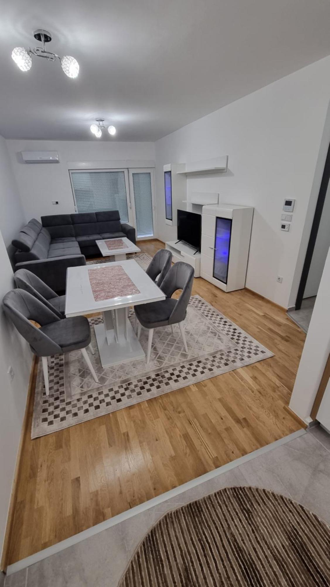 Apartments A&A Visoko Eksteriør billede